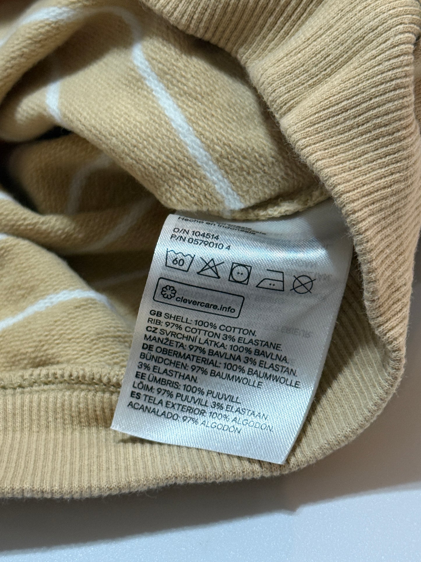 H&M Sweater 4-6m