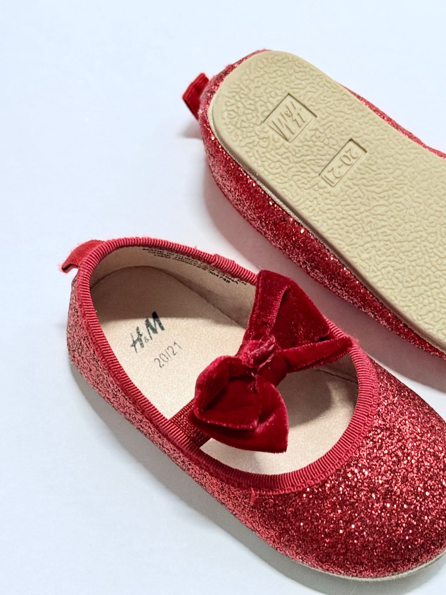 H&M Red sparkle slip on 7/8