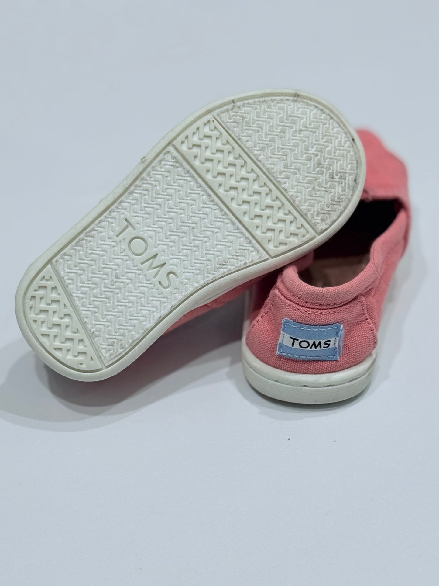 Toms Slip on Shoes T5
