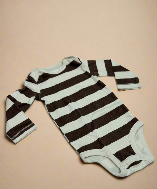 Carters Onesie 9m