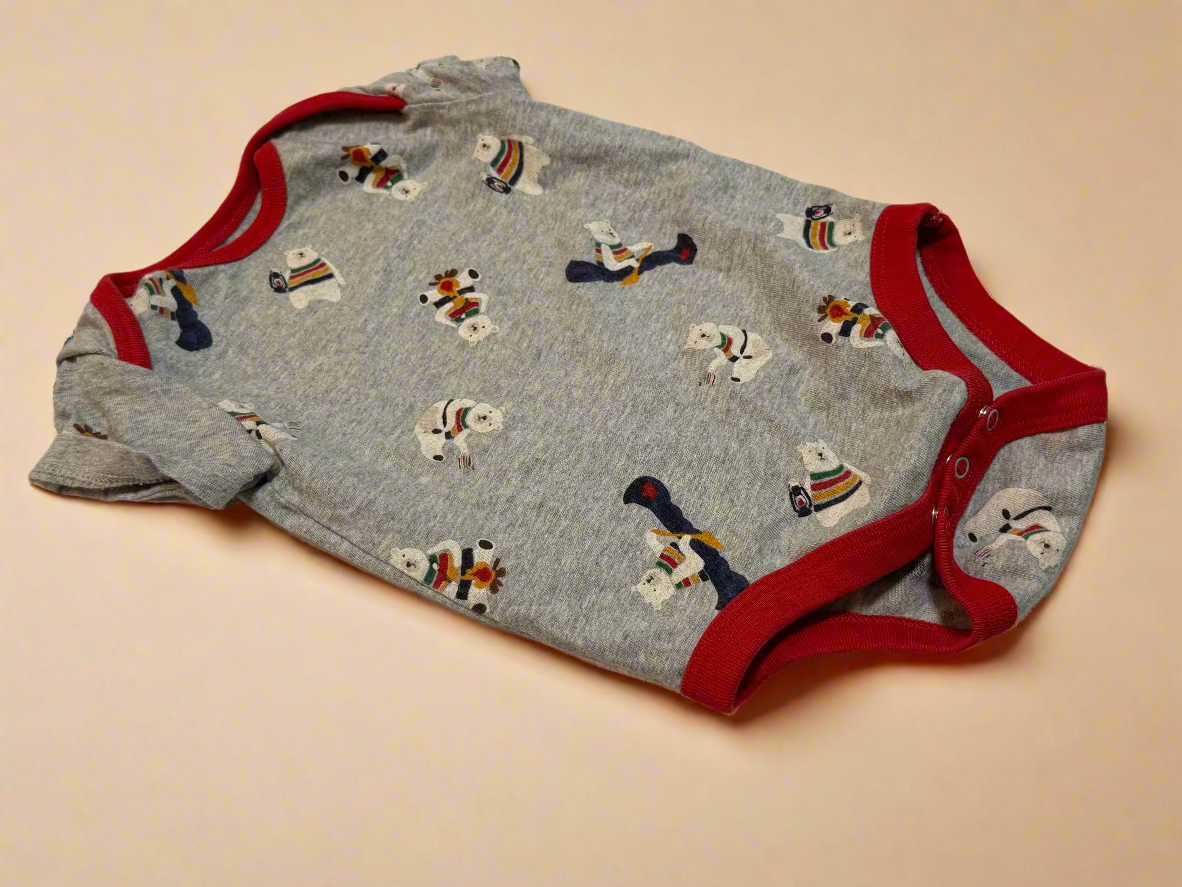 Hudson Bay Onesie 0-6m
