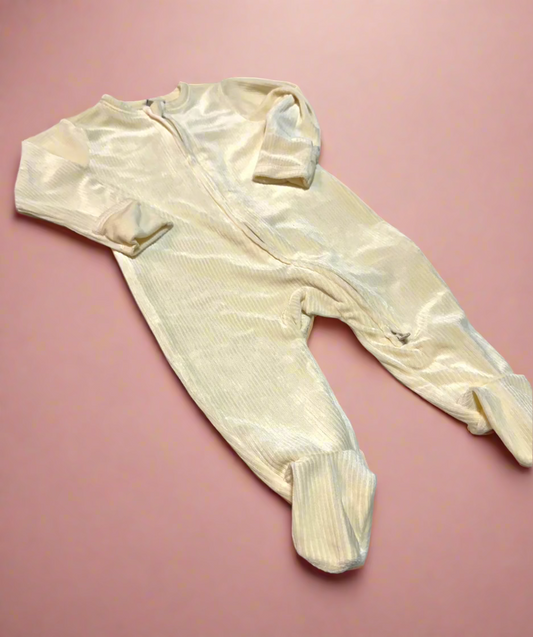 Old Navy Sleeper 6-9m