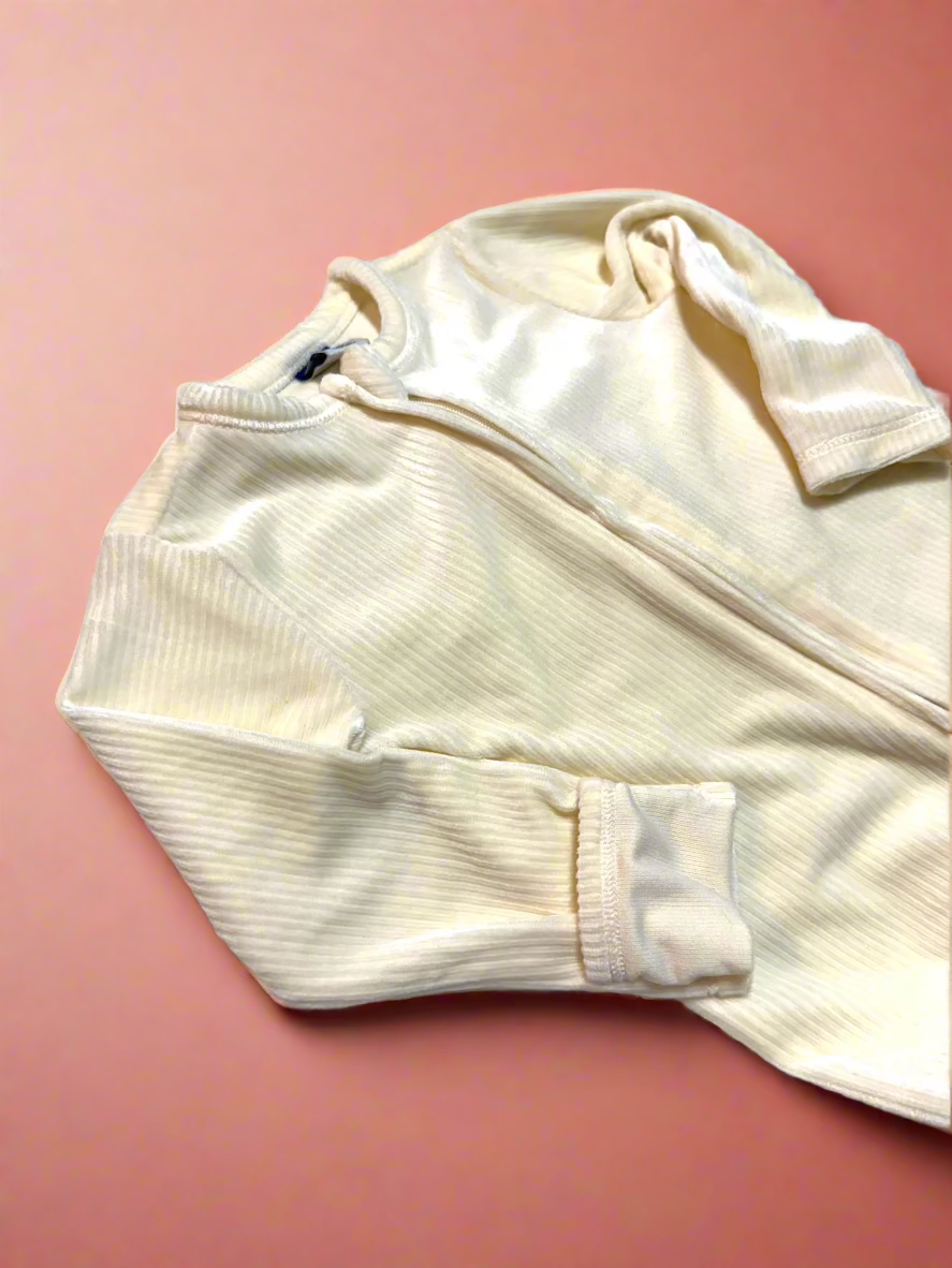 Old Navy Sleeper 6-9m