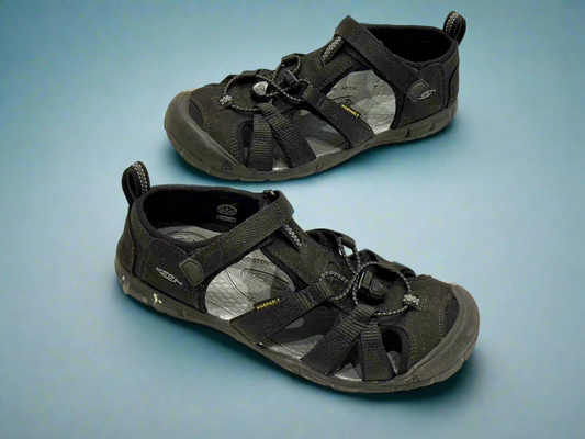 Keen Sandals US4