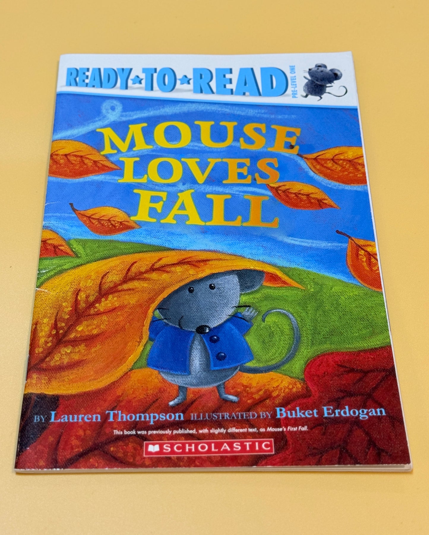 Mouse Loves Fall - Book
