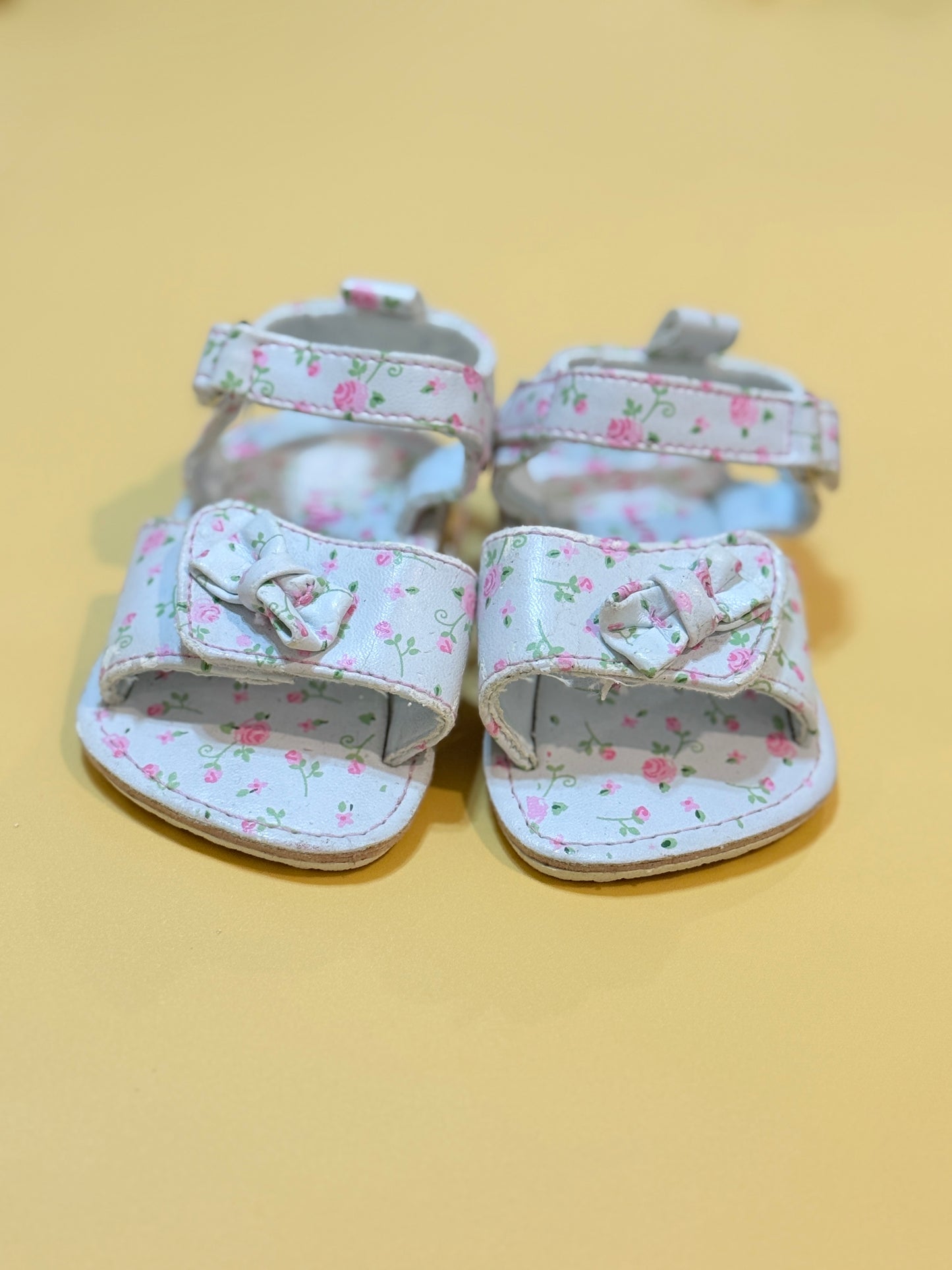 Baby Bum Shoes Size 2