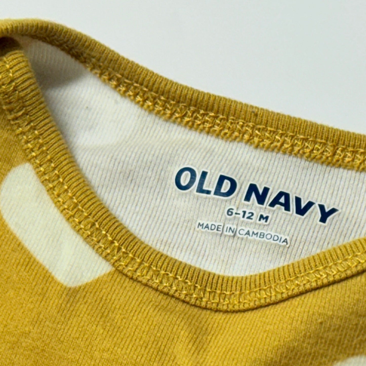 Old Navy Yellow Heart Onesie 6-12m