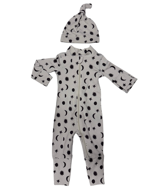 Hanna Andersson 0-3m Sleeper with Hat