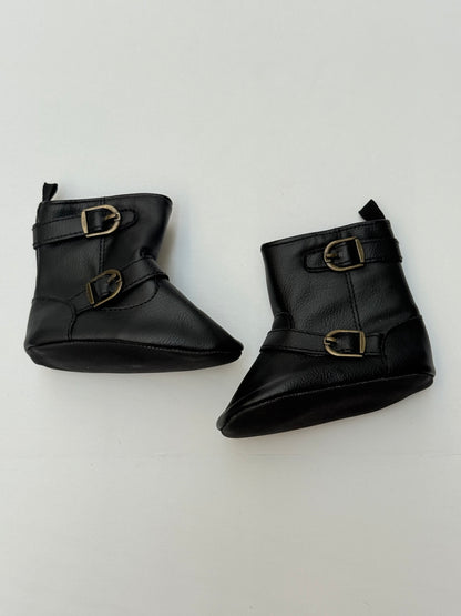 Old Navy Black Buckle Boots Size 3-6M