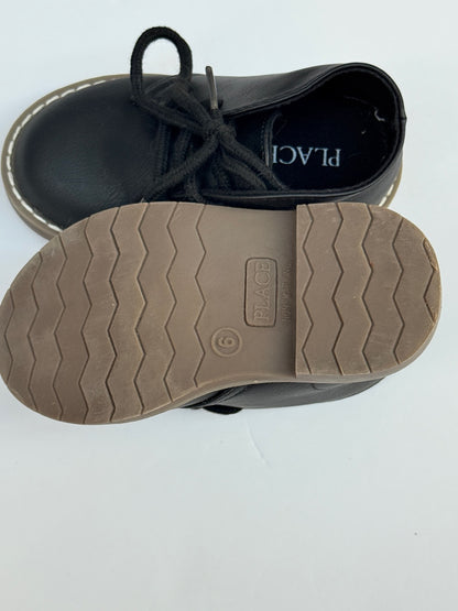 The Children's Place Black Chukka Boots Size 6