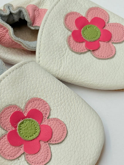 NWT - iEVOLVE Flower Leather Baby Shoes 12-18M