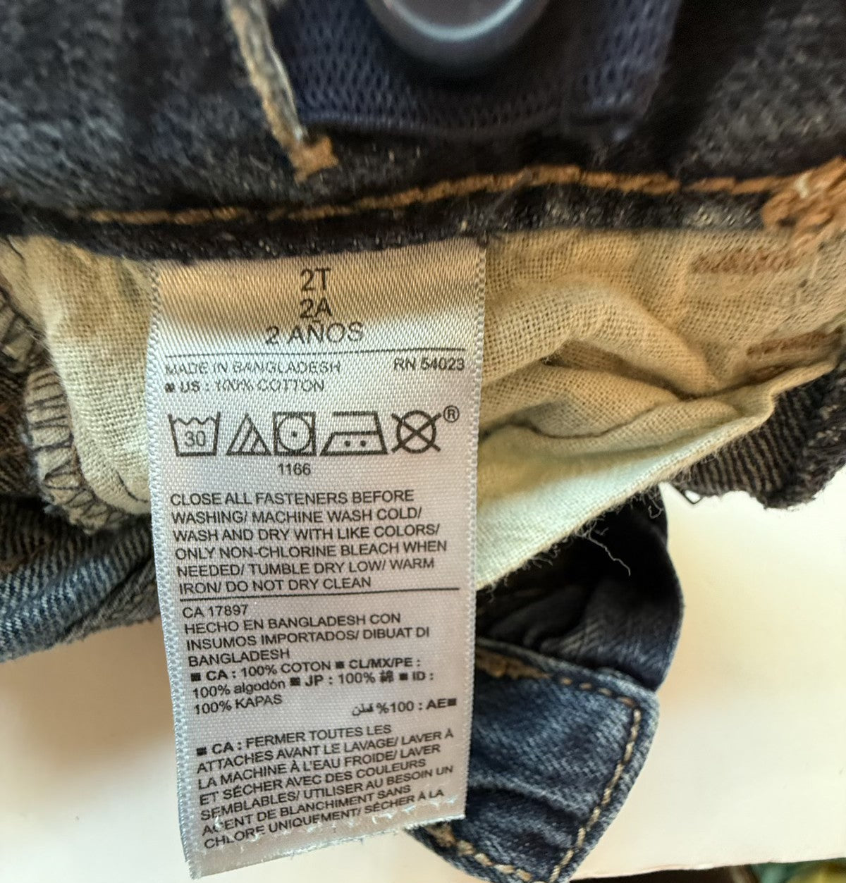 Old Navy Relaxed Distressed Jeans 2T