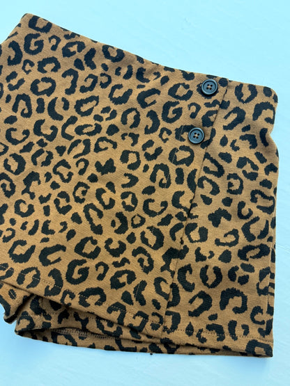 Old Navy Leopard Print Skort Size 8