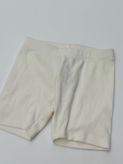 Old Navy Cream Ribbed Biker Shorts 3T