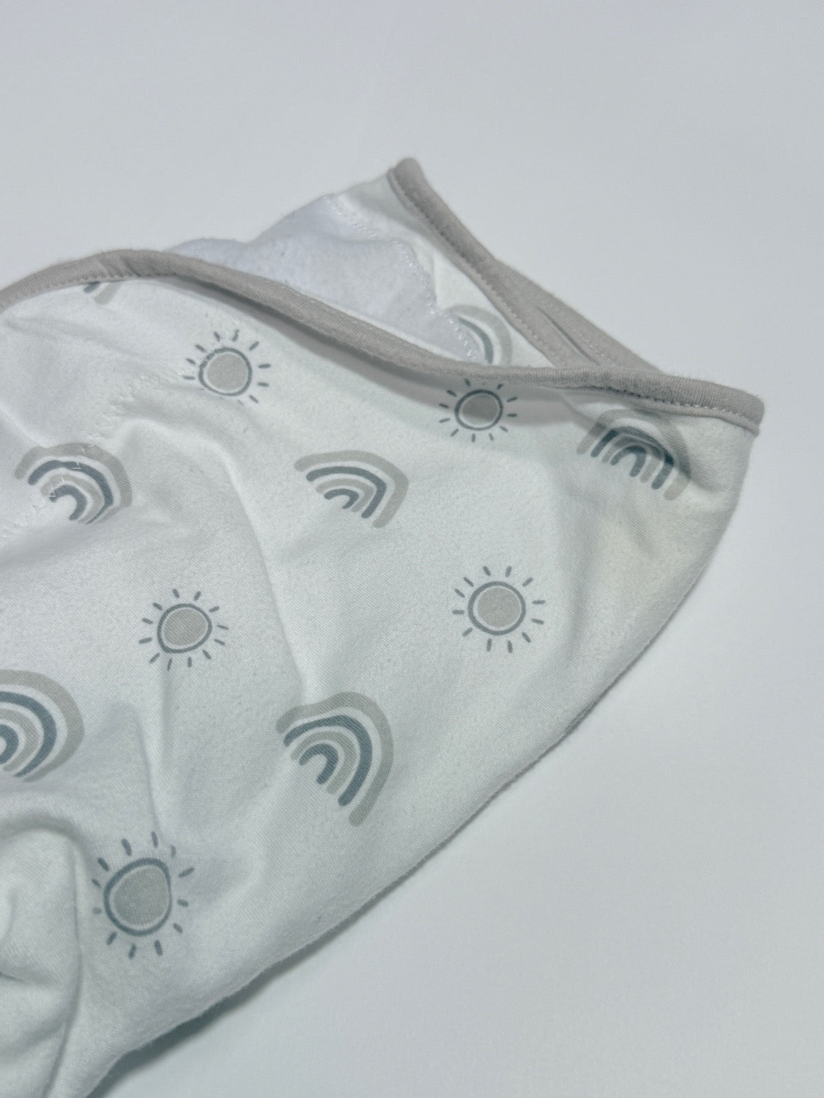 Mama Cheetah Rainbow Sun Swaddle Small Medium
