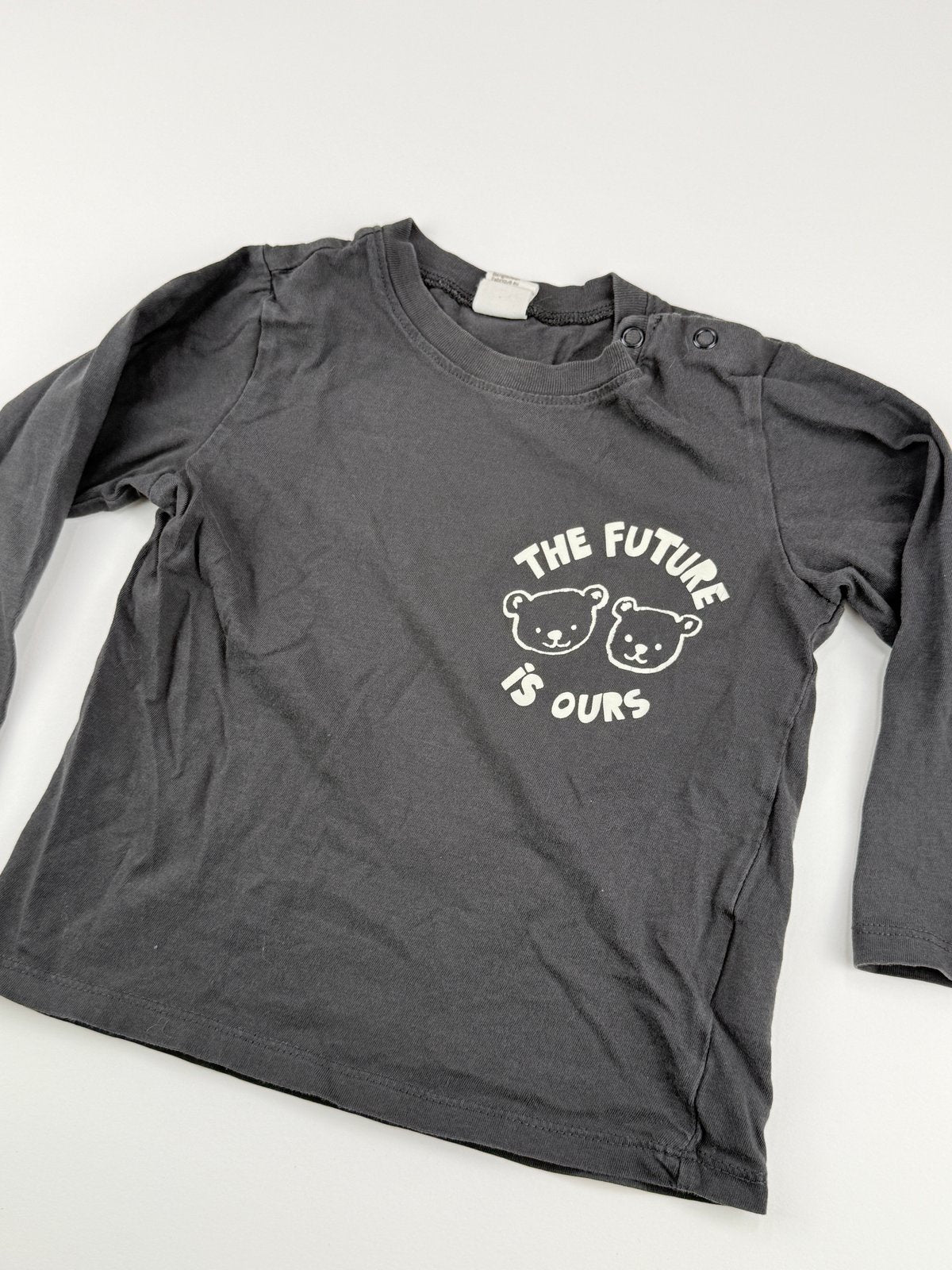 H&M Charcoal Bear Graphic Long Sleeve T-Shirt 2T
