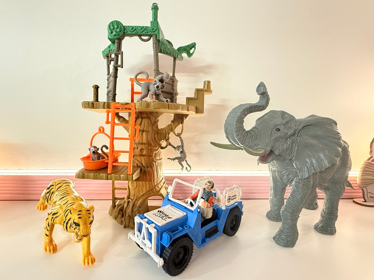 World of Animals Safari Jungle Playset Toy Set