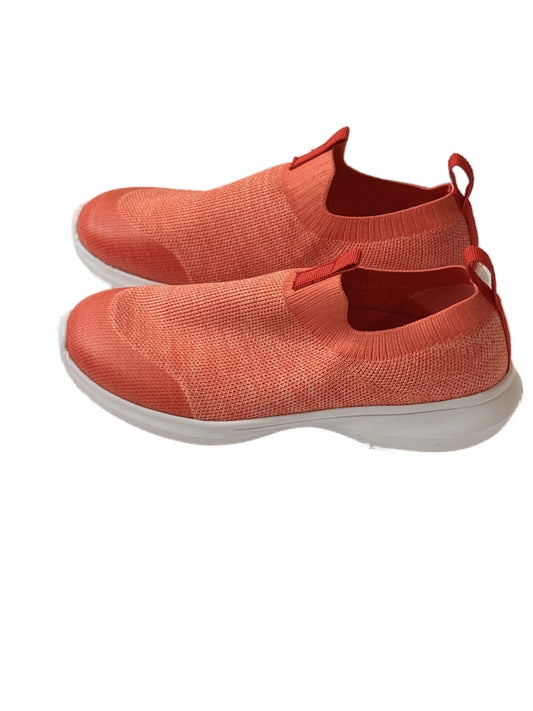 Reima Coral Knit Slip-On Sneaker Size 32