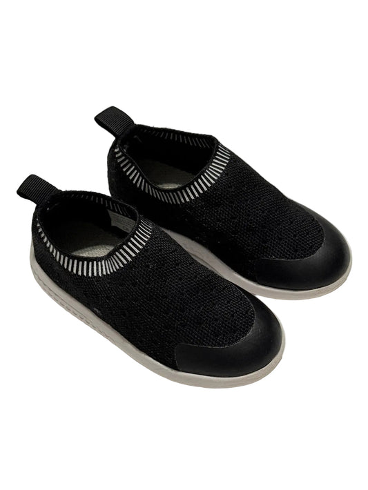 Minimoc Black Knit Slip-On Sneaker C8