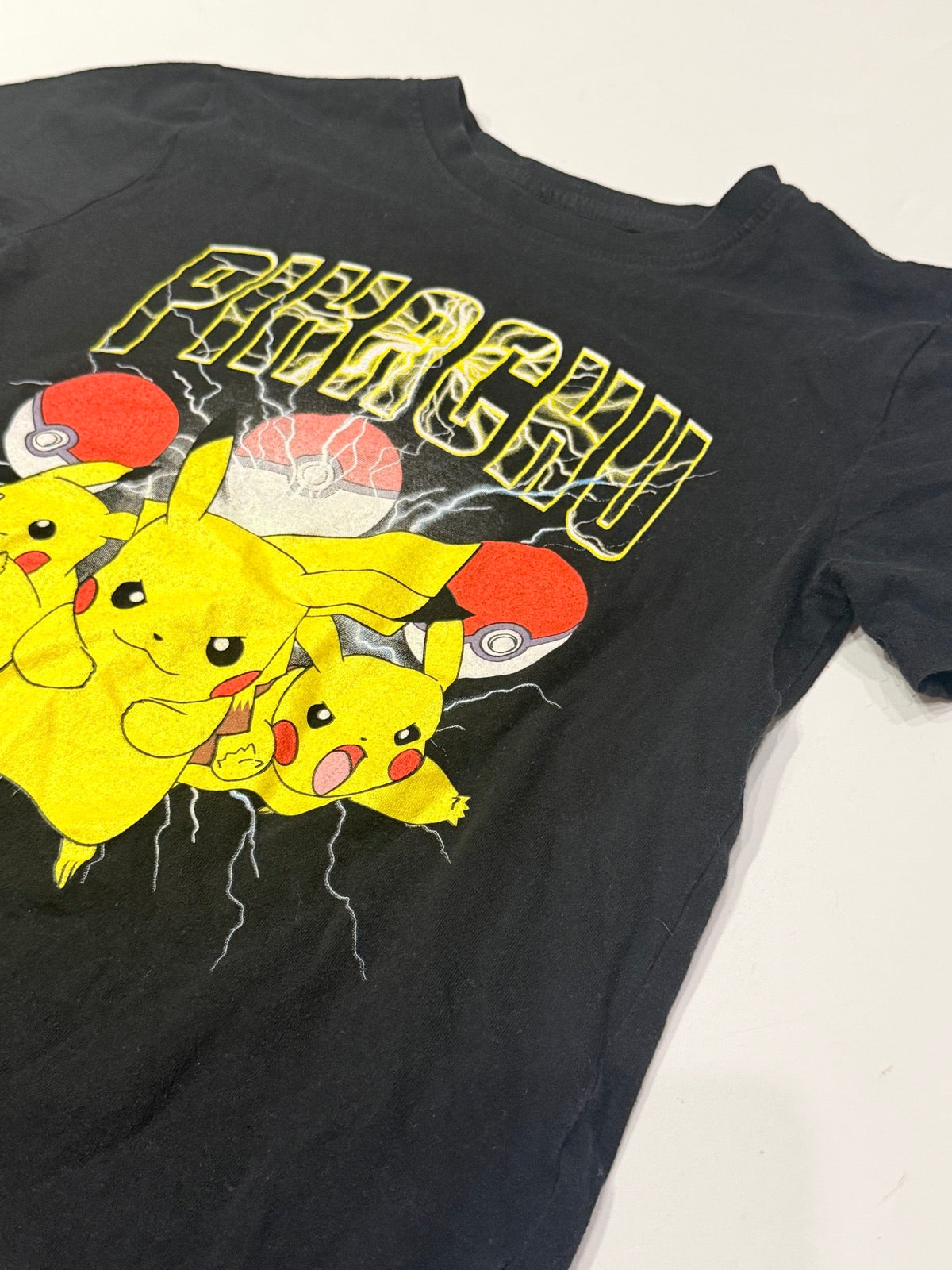 Pokemon Pikachu Graphic T-Shirt Size 10-12