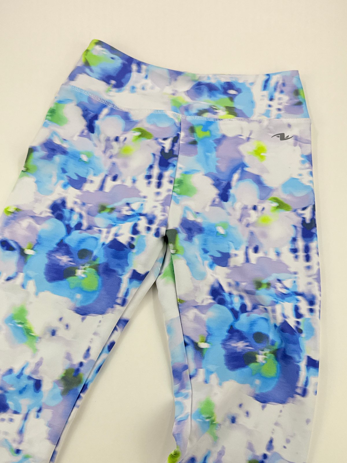Athletic Works Floral Capri Leggings 10-12