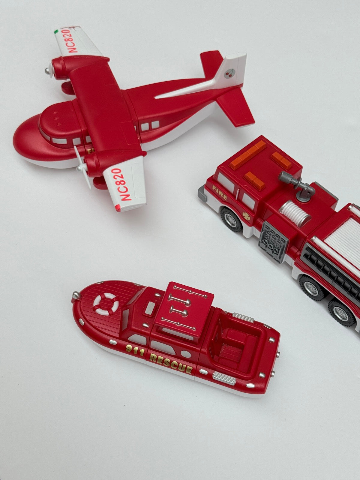 Magnetic Mix or Match Fire and Rescue Vehicles