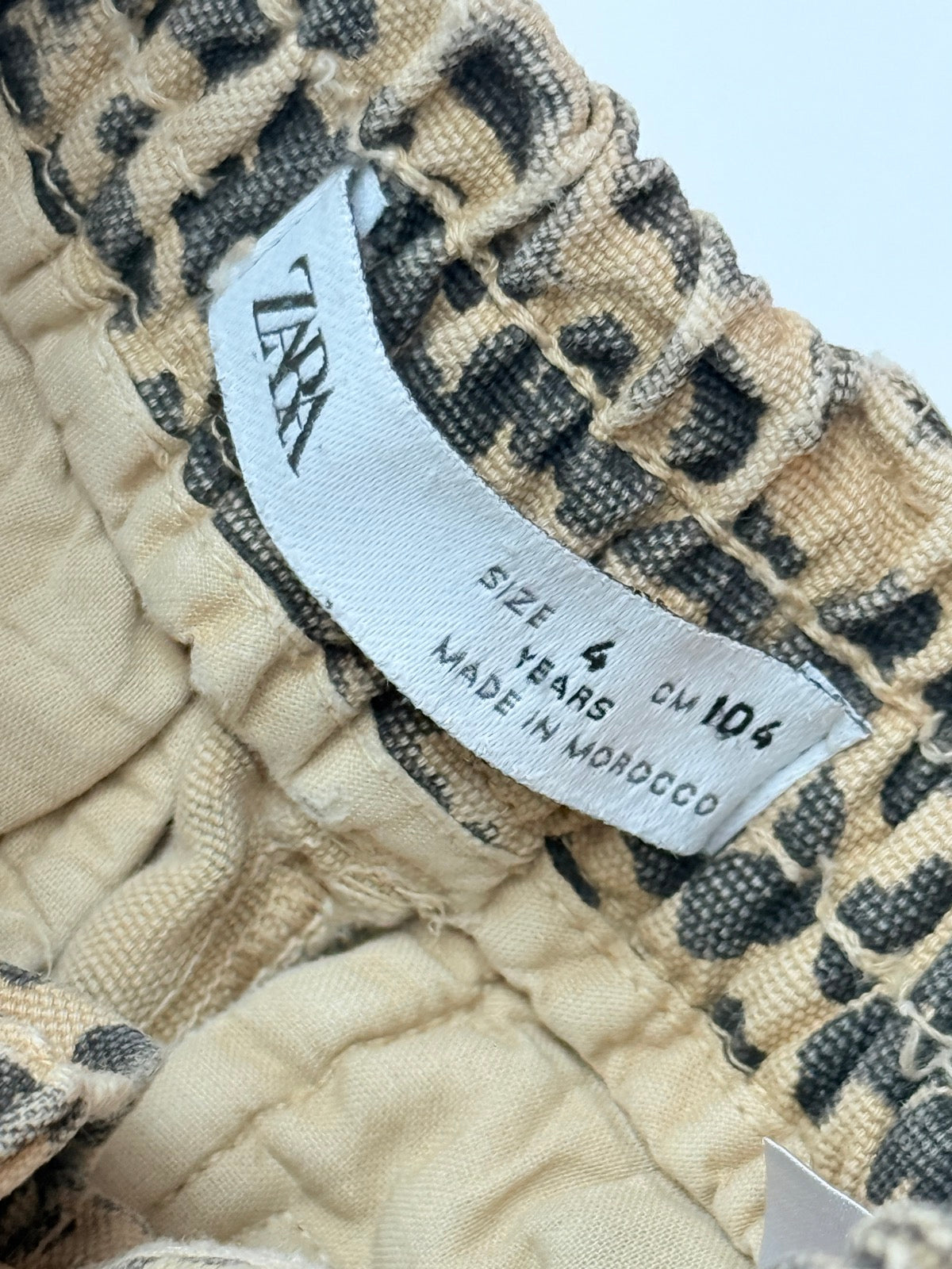 Zara Leopard Print Cargo Pants Size 4