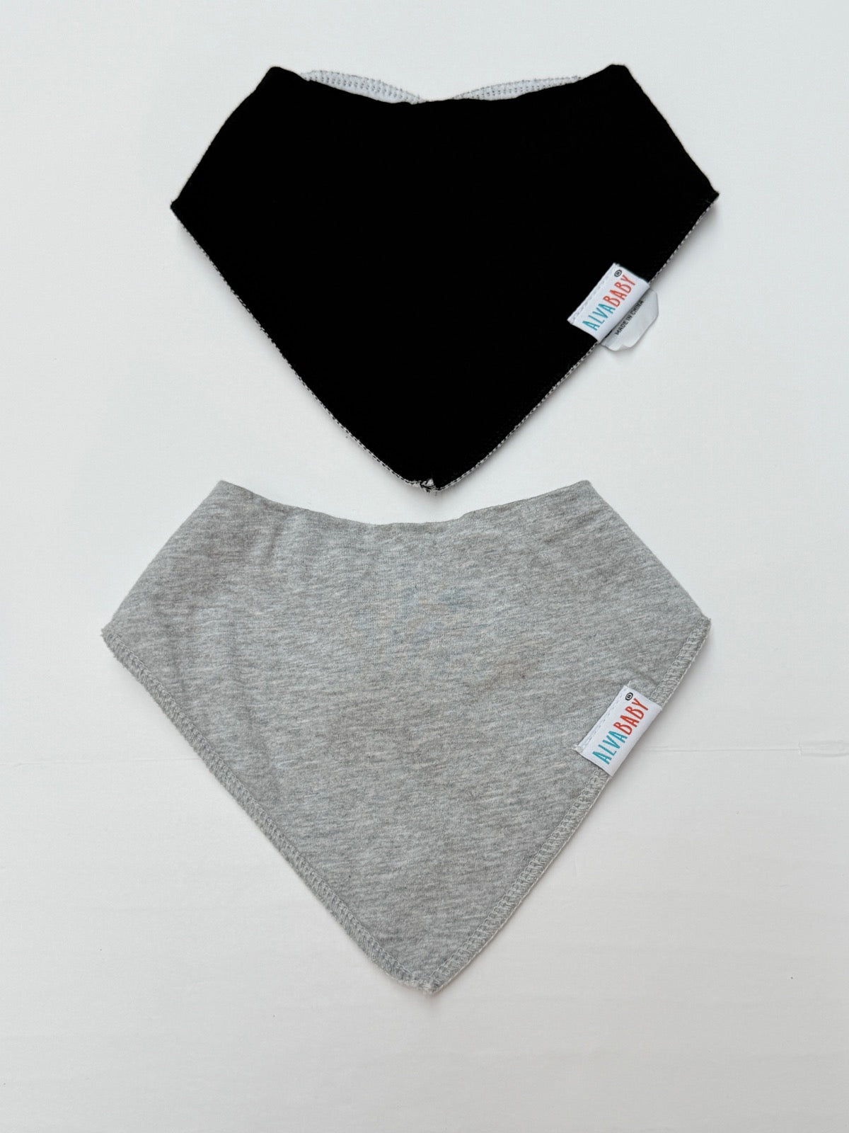 AlvaBaby Black & Grey Bandana Bibs Set of 3