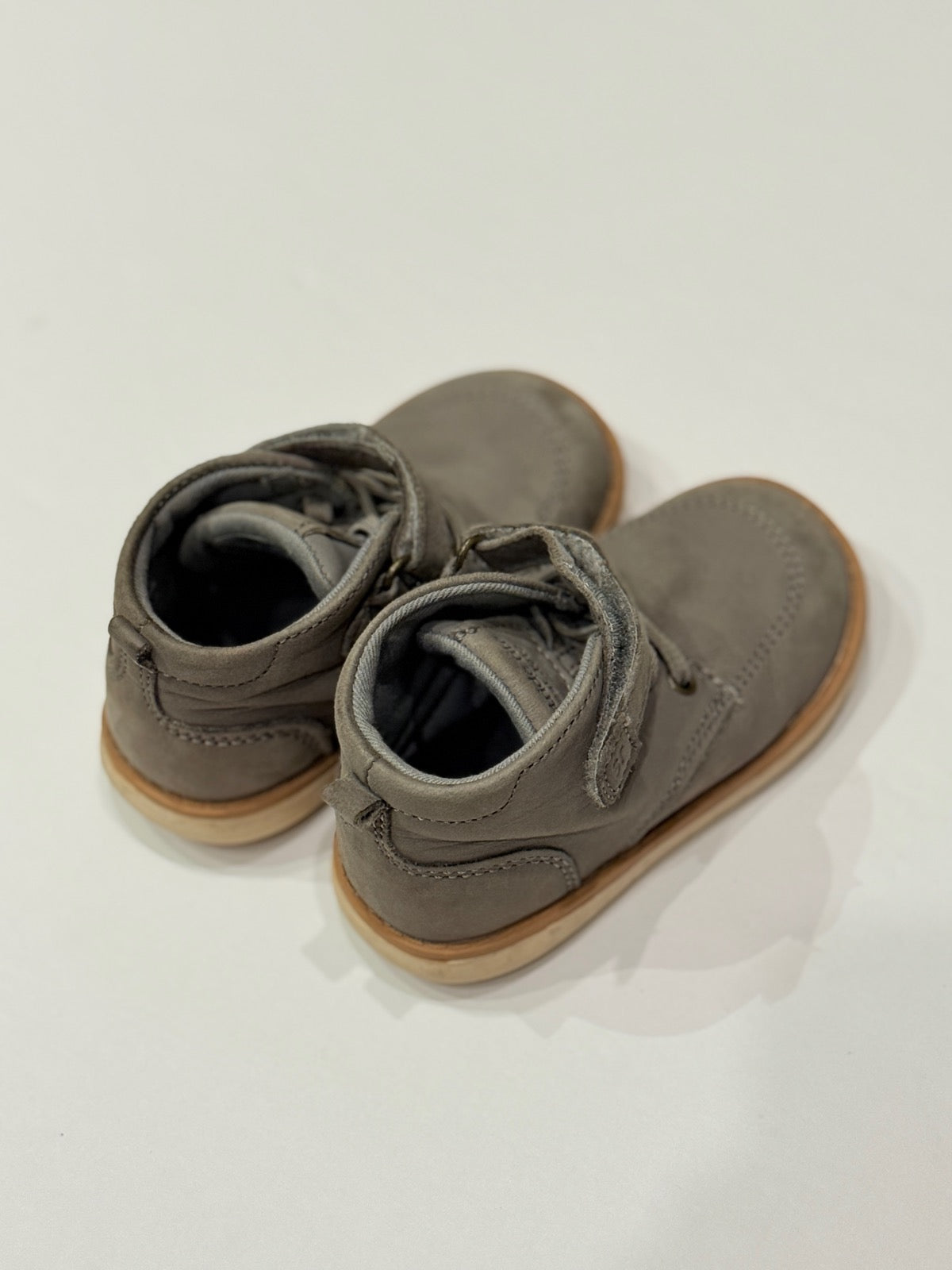 Stride Rite SRT Quinn Gray Boot Size 5M