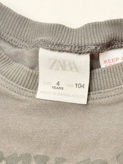 ZARA Berry Nice Moments Graphic T-Shirt Size 4T