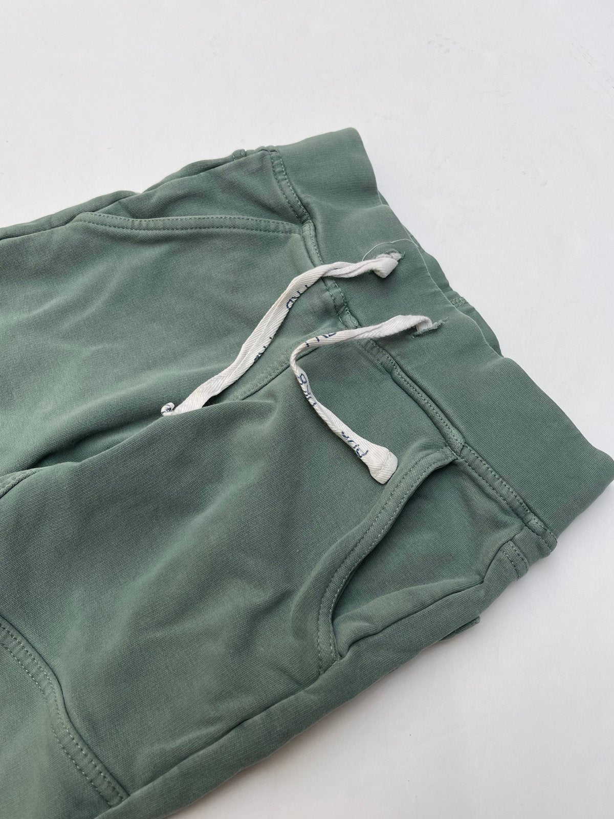 Peekaboo Beans Green Joggers Size 2