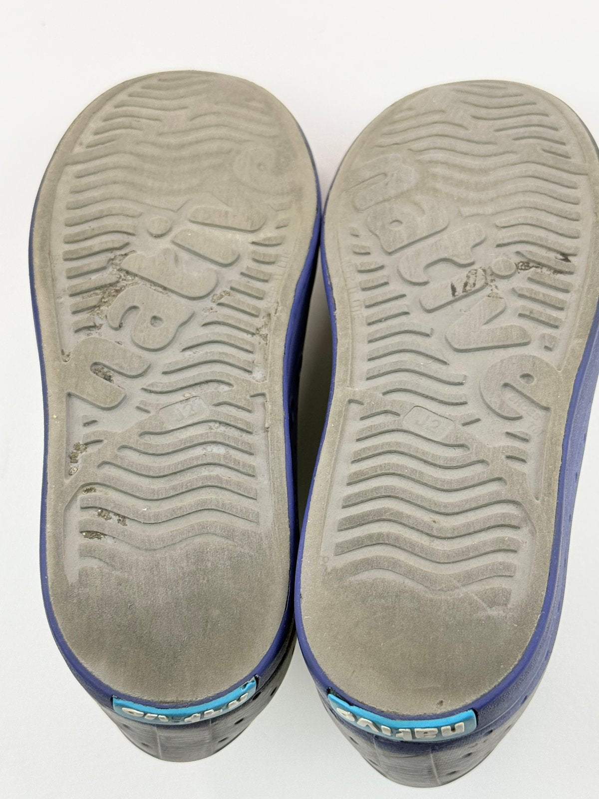 Native Jefferson Gray Blue Slip-On Shoes Size J2 US2