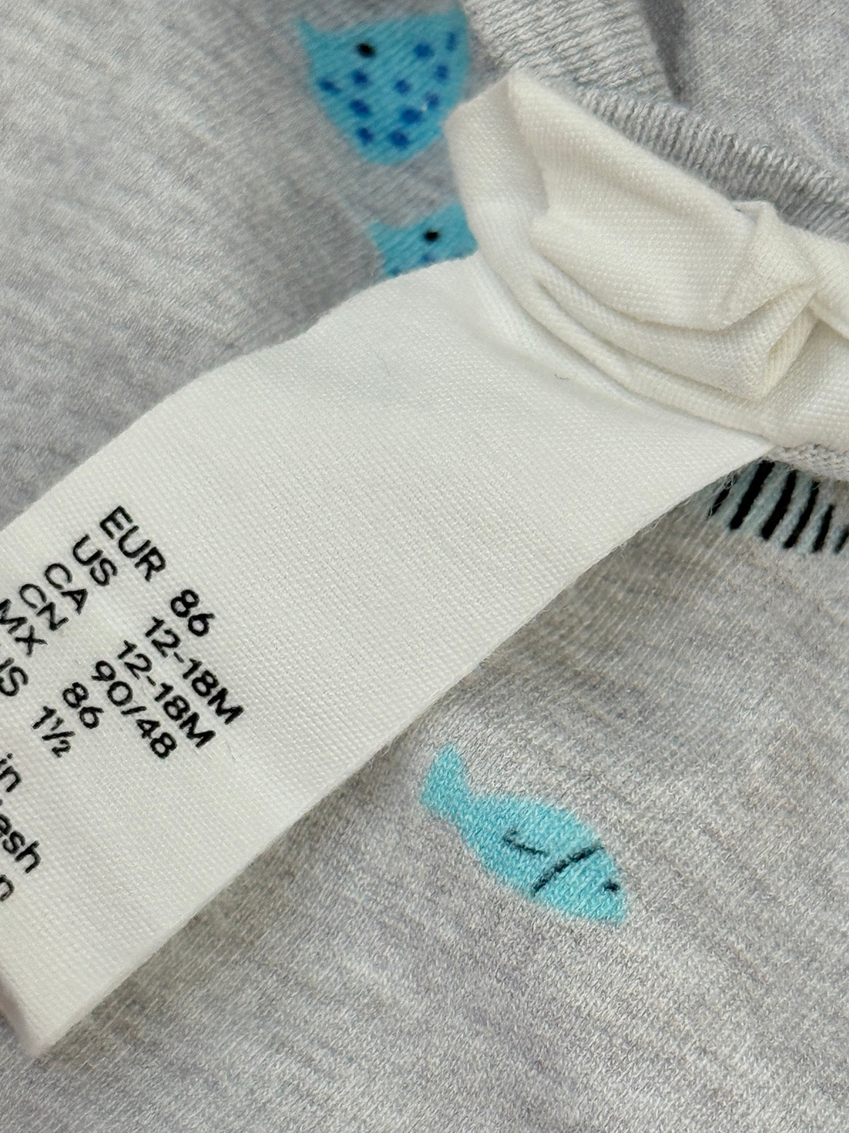 H&M Fish Print Gray T-Shirt 12-18M