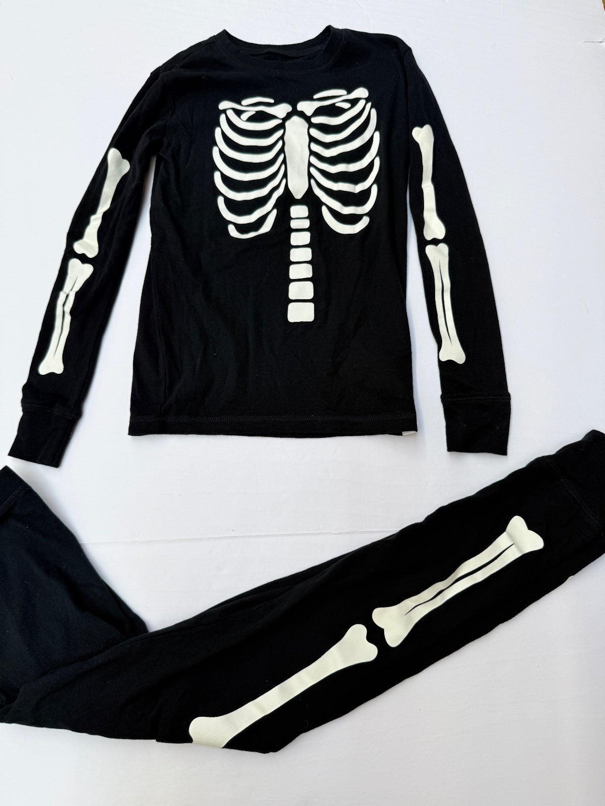Gap Kids Skeleton Glow in the Dark Pajamas Size 14