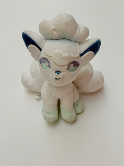 Pokemon Alolan Vulpix Sitting Cuties Plush Toy
