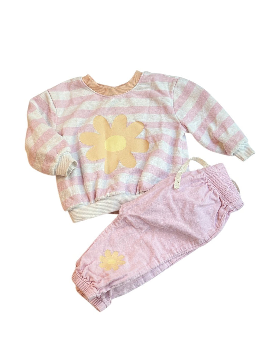 Old Navy Daisy Sweatshirt & Jogger Set 6-12M