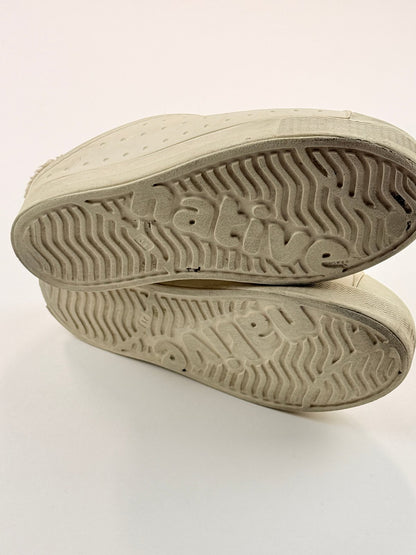 Native Jefferson Fleece-Lined Clogs Bone Size J1 US1