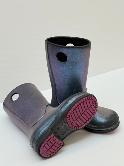 Crocs Handle It Rain Boot Iridescent Size 9