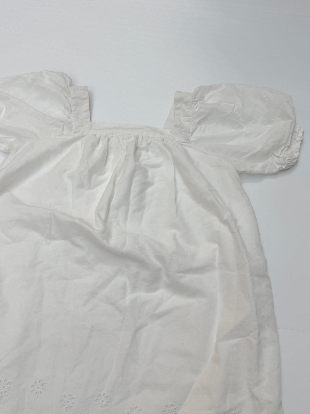 GapKids White Eyelet Dress Size 6/7