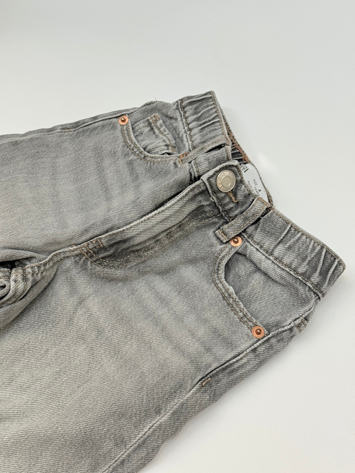 Zara Gray Relaxed Jeans Size 4