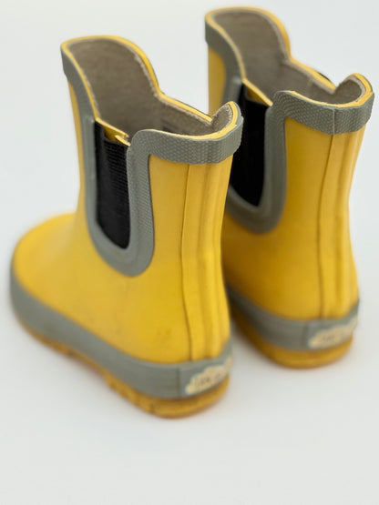 Jan & Jul Yellow Rain Boots Size 4