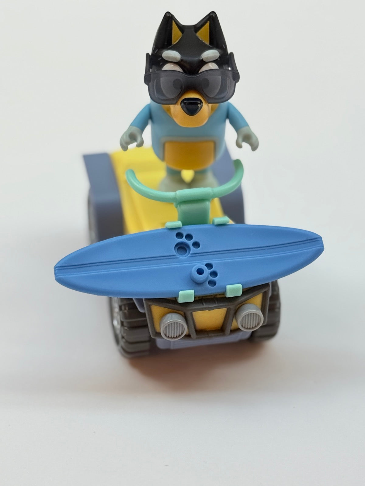Bluey Bandit Beach Buggy Vehicle with Figure