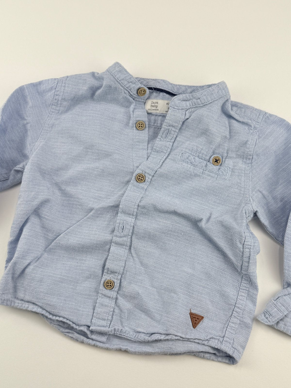 Zara Baby Light Blue Button-Up Shirt 12-18M