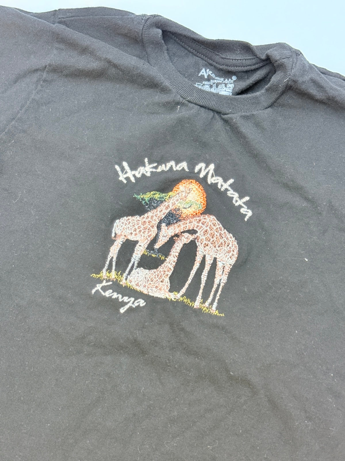 Airborne Hakuna Matata Giraffe T-Shirt Size 8