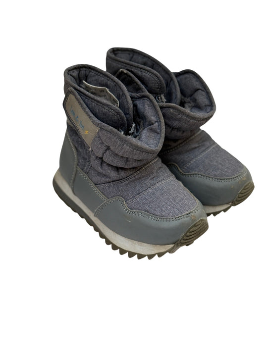 Jan & Jul Gray Winter Boot US 7.5