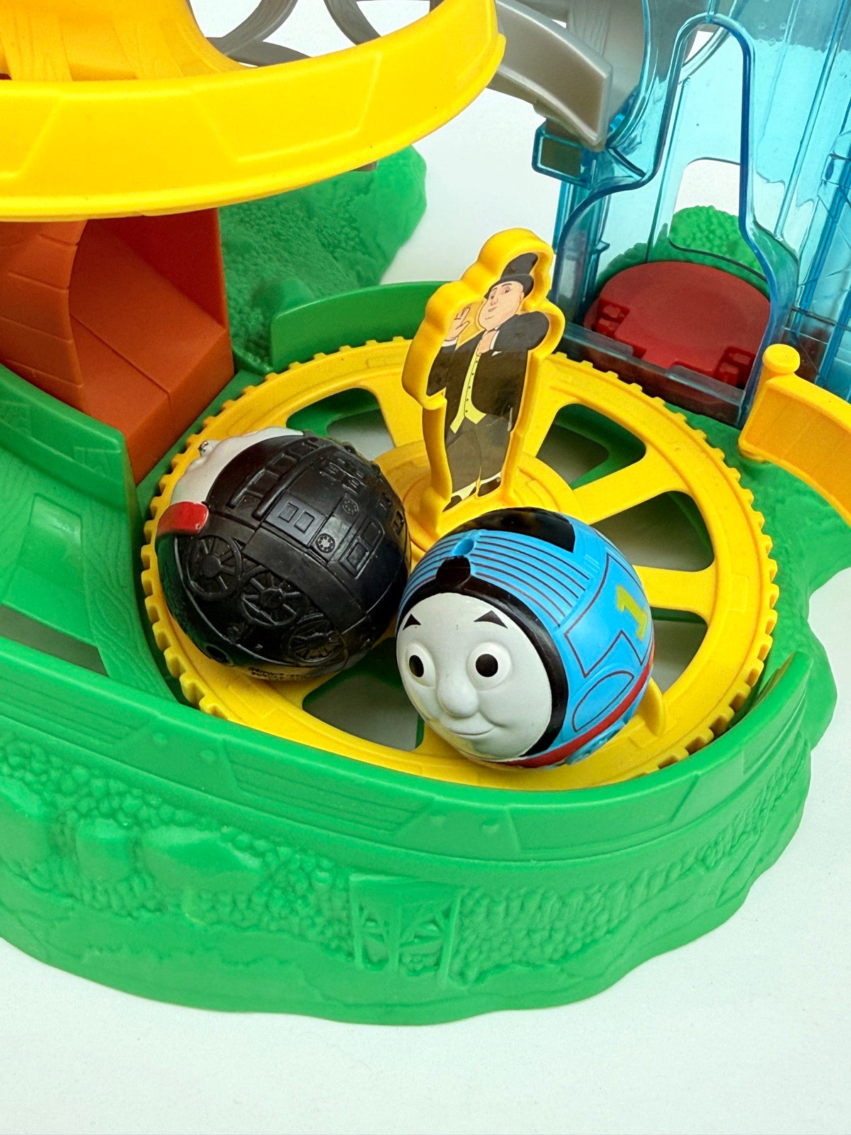 Fisher-Price Thomas Friends Minis Twist-n-Turn Stunt Set