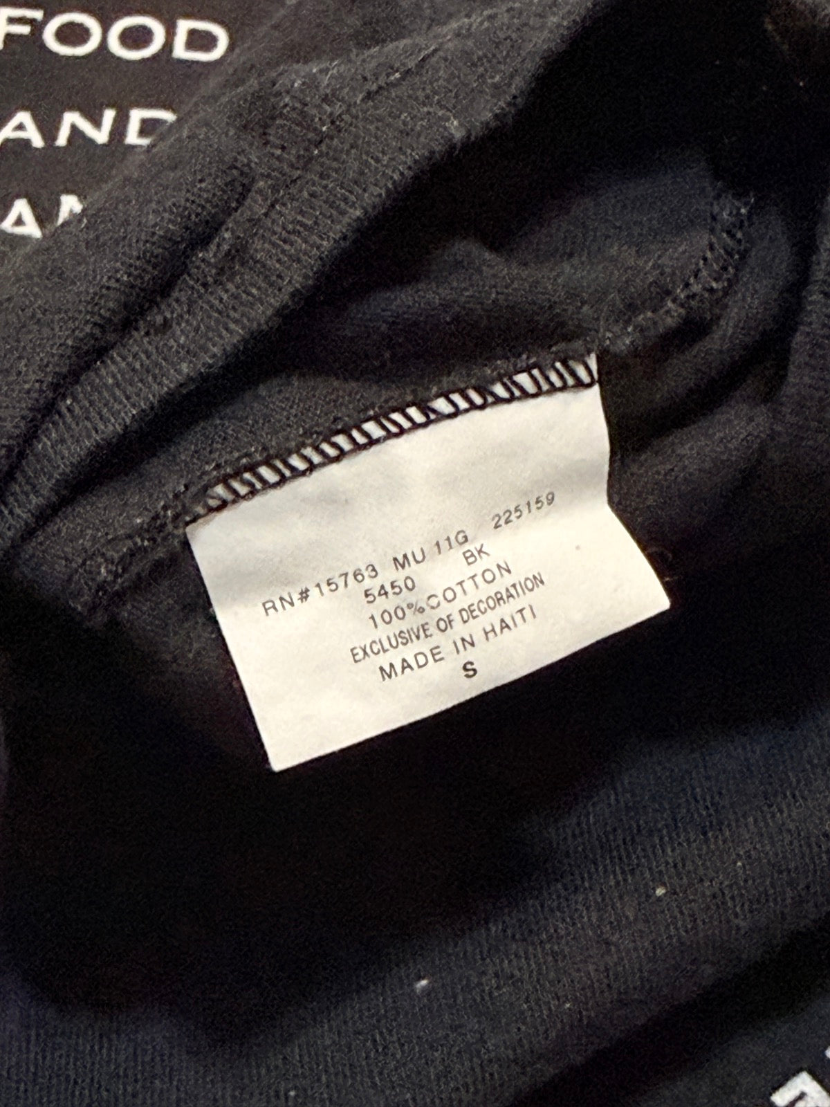 Hanes Alcatraz Black Graphic T-Shirt S