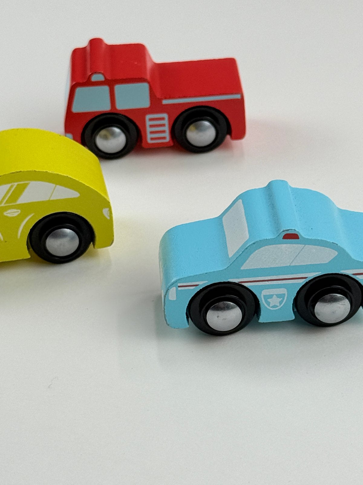 3-Piece Wooden Toy Vehicles Set