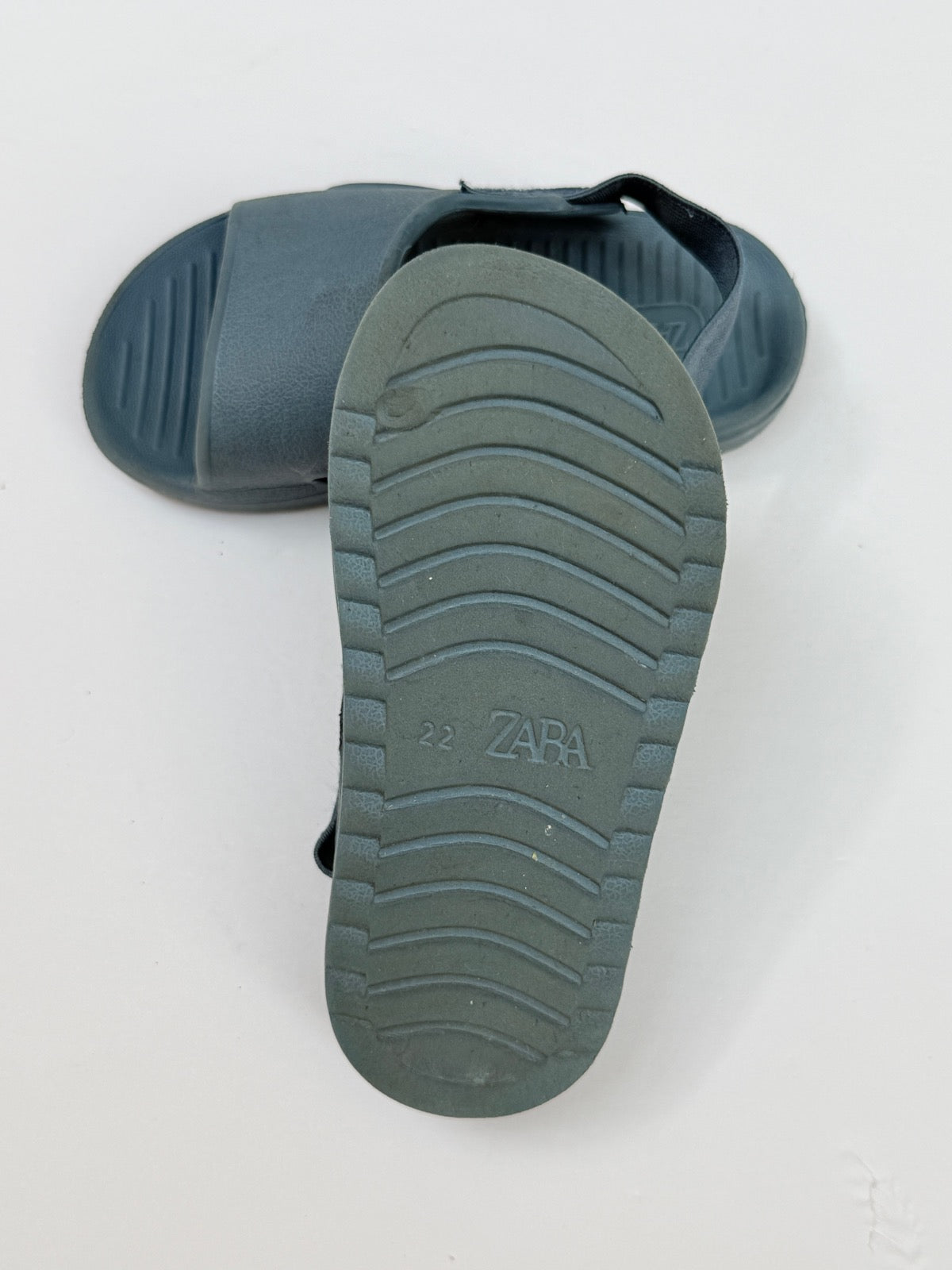 Zara Gray Rubber Sandals Size 22
