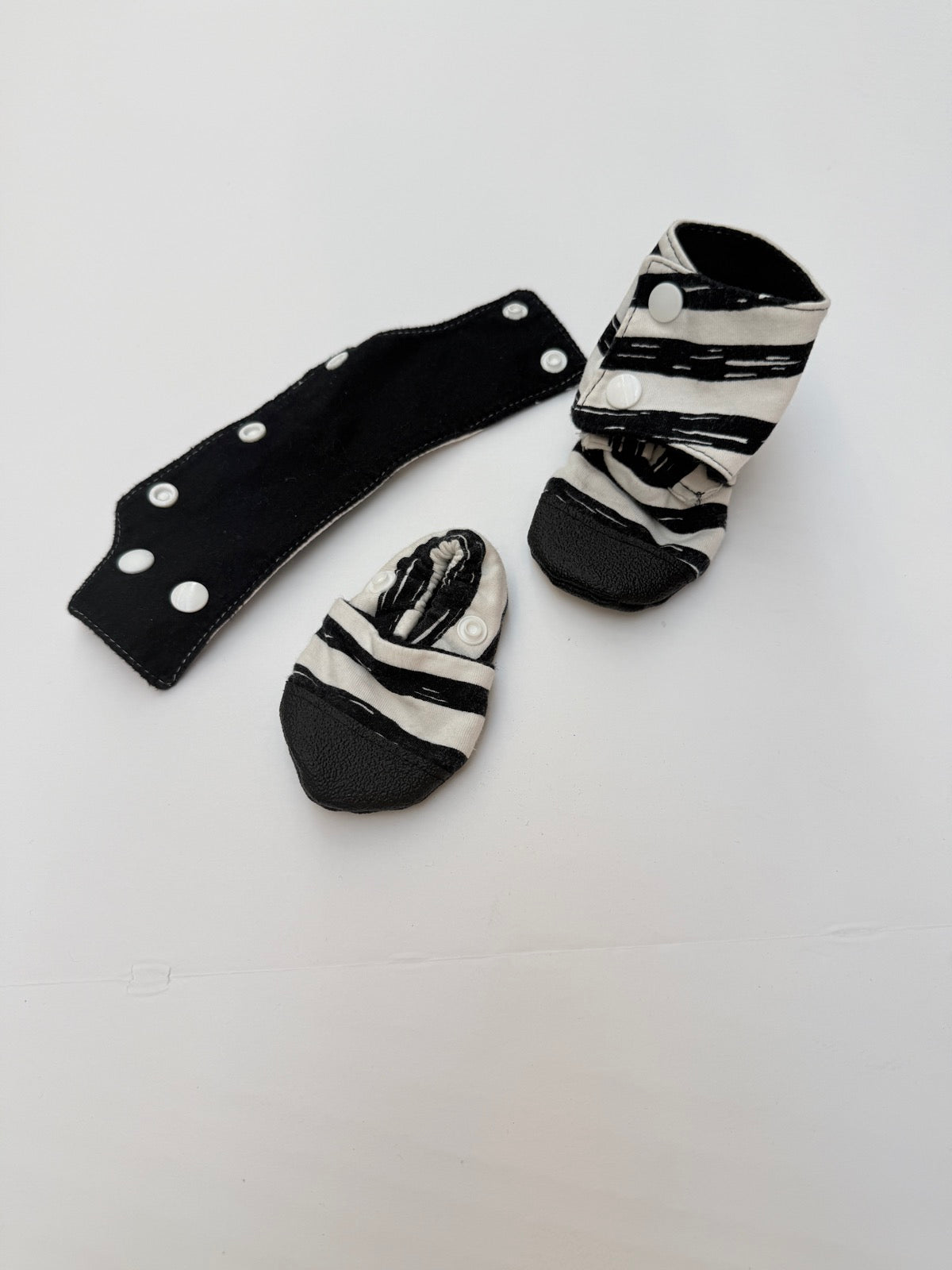 H&M Disney Zebra Print Baby Boots Size 12/13
